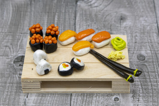 Sushi plate