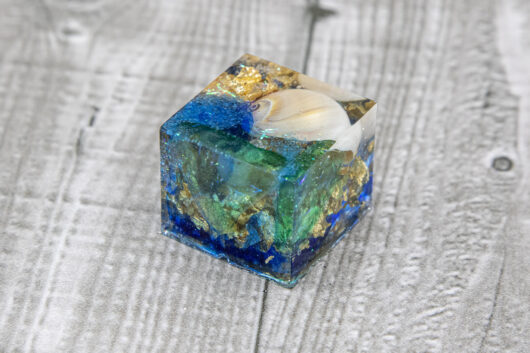 Blue & Gold cube